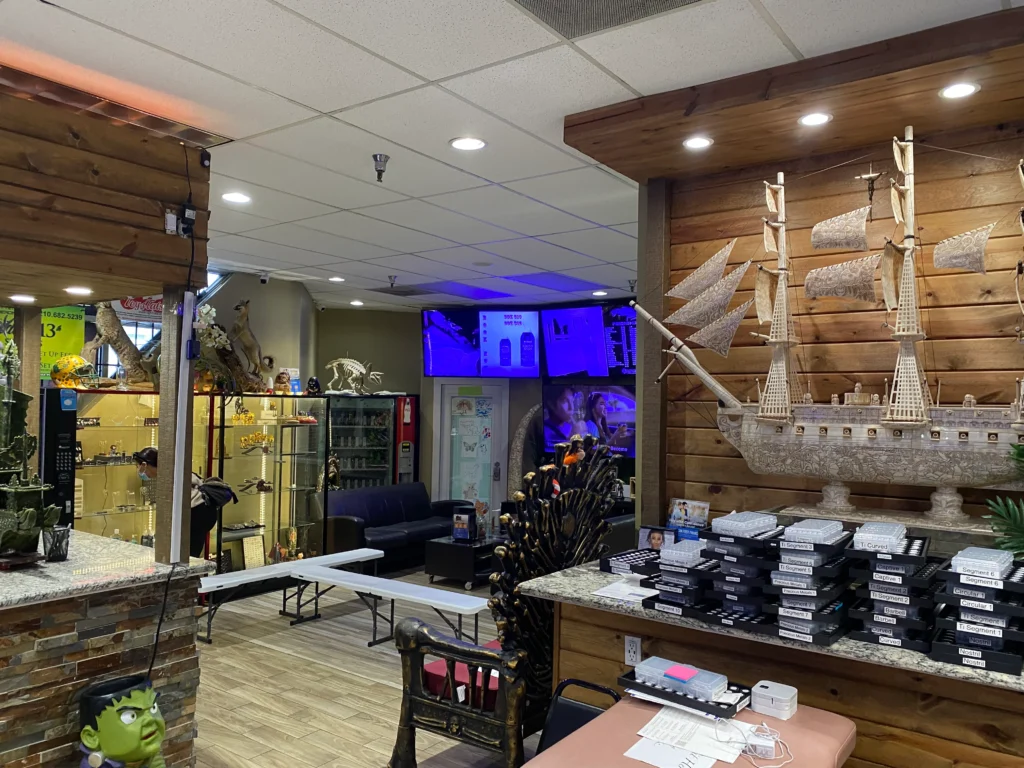 Platinum Tattoos & Piercings -San Antonio - Shop Interior